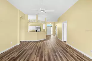 811 Staffordshire Ln, Sun City Center, FL 33573 - Photo 7