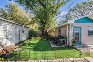 4907 N Mendenhall Dr, Tampa, FL 33603 - Photo 25