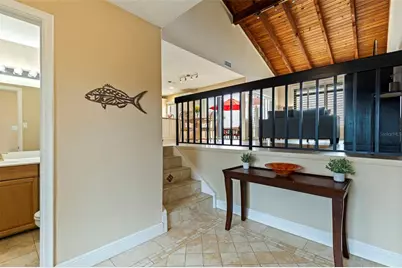 5668 Escondida Boulevard S, Saint Petersburg, FL 33715 - Photo 5