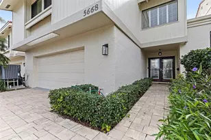 5668 Escondida Blvd S, Saint Petersburg, FL 33715 - Photo 1