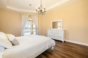 613 SE 4th Pl, Cape Coral, FL 33990 - Photo 23