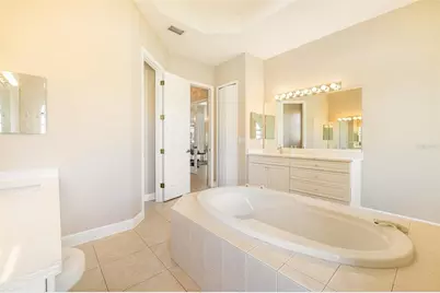 613 SE 4th Place, Cape Coral, FL 33990 - Photo 29