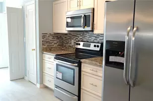 28646 Tanner Dr, Wesley Chapel, FL 33543 - Photo 5