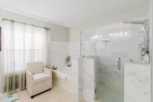 2717 Avon River Dr, Valrico, FL 33596 - Photo 51