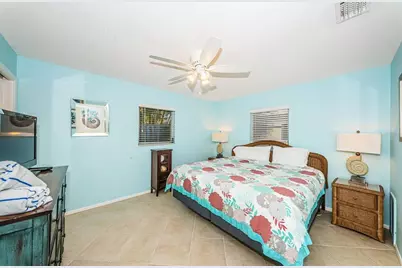 6020 Midnight Pass Road #40, Sarasota, FL 34242 - Photo 9