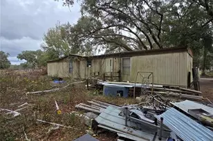 9046 SE 12th St, Webster, FL 33597 - Photo 3