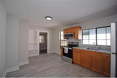 2425 Auburn Street S, Saint Petersburg, FL 33712 - Photo 13