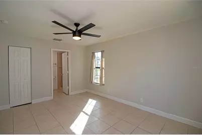 2425 Auburn Street S, Saint Petersburg, FL 33712 - Photo 19