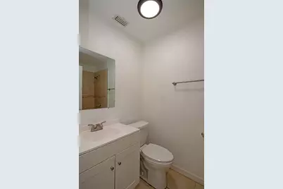 2425 Auburn Street S, Saint Petersburg, FL 33712 - Photo 21