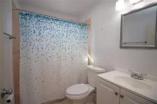 2425 Auburn St S, Saint Petersburg, FL 33712 - Photo 29