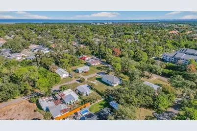 3242 Roxborough Avenue, Clearwater, FL 33762 - Photo 13