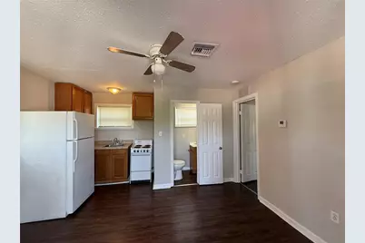 610 S Marin Luther King Jr Ave, Clearwater, FL 33756 - Photo 3