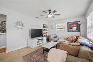 6327 S Renellie Ct, Tampa, FL 33616 - Photo 11