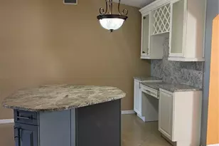 11204 Millridge Dr, Tampa, FL 33625 - Photo 9