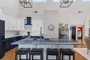 617 Kingston Ct, Apollo Beach, FL 33572 - Photo 17