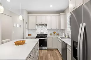 5957 Shorebird Br, Land O Lakes, FL 34638 - Photo 9