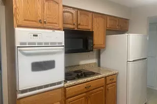 1001 Augusta Dr, Sun City Center, FL 33573 - Photo 11