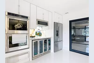 823 SW Kings Bay Drive, Crystal River, FL 34429 - Photo 13