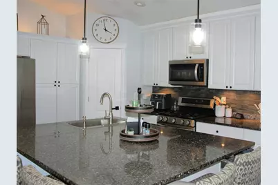 5825 Meadowpark Place, Lithia, FL 33547 - Photo 3