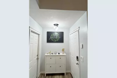 5825 Meadowpark Place, Lithia, FL 33547 - Photo 7