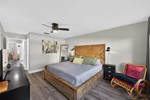 5705 80th St N, Saint Petersburg, FL 33709 - Photo 13