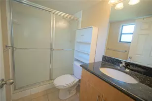 5748 Baywater Dr, Tampa, FL 33615 - Photo 13