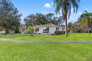 7222 Holiday Dr, Spring Hill, FL 34606 - Photo 47