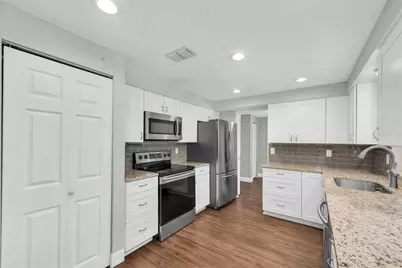 502 Timber Bay Circle E, Oldsmar, FL 34677 - Photo 7