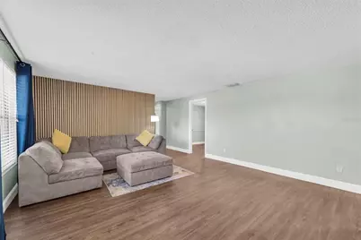 502 Timber Bay Circle E, Oldsmar, FL 34677 - Photo 3