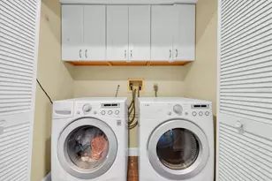 502 Timber Bay Cir E, Oldsmar, FL 34677 - Photo 25