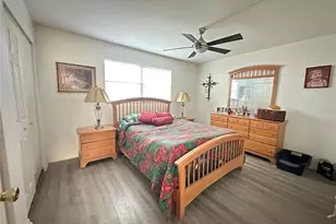 5980 80th St N, Saint Petersburg, FL 33709 - Photo 9