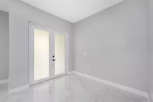 1515 30th St SE, Ruskin, FL 33570 - Photo 11