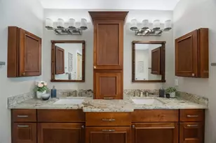 826 Christina Cir, Oldsmar, FL 34677 - Photo 41