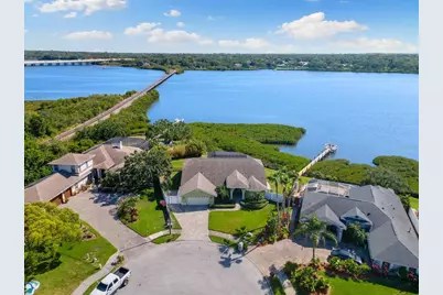 826 Christina Circle, Oldsmar, FL 34677 - Photo 5