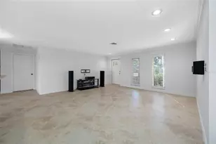 5473 97th Way N, Saint Petersburg, FL 33708 - Photo 13