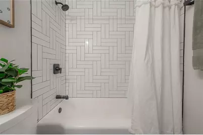 2400 34th Avenue N, Saint Petersburg, FL 33713 - Photo 21