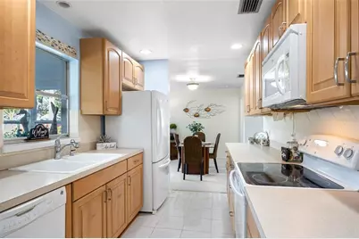 2346 Sarazen Dr, Dunedin, FL 34698 - Photo 9