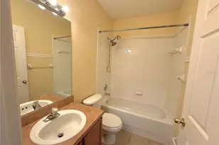 6339 Osprey Lake Cir, Riverview, FL 33578 - Photo 7