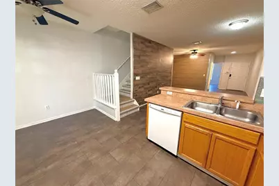 6339 Osprey Lake Circle, Riverview, FL 33578 - Photo 11