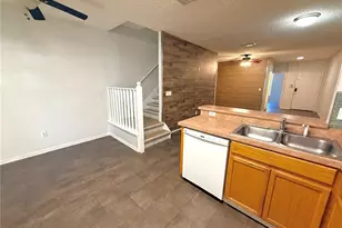 6339 Osprey Lake Cir, Riverview, FL 33578 - Photo 11