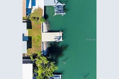 17611 1st Street E, Redington Shores, FL 33708 - Photo 3