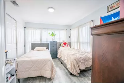 9015 Sarah Drive, Polk City, FL 33868 - Photo 19