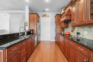 404 Inlet Rd, Ruskin, FL 33570 - Photo 15