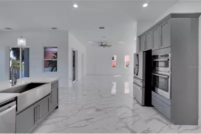 6516 Simone Shores Circle, Apollo Beach, FL 33572 - Photo 15