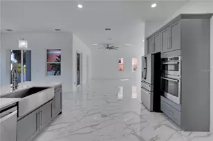 6516 Simone Shores Cir, Apollo Beach, FL 33572 - Photo 15