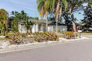 1638 Polo Club Dr, Tarpon Springs, FL 34689 - Photo 15