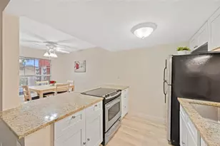 1290 83rd Ave N, Saint Petersburg, FL 33702 - Photo 11