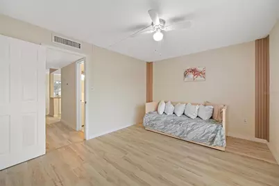 1290 83rd Avenue N #B, Saint Petersburg, FL 33702 - Photo 15