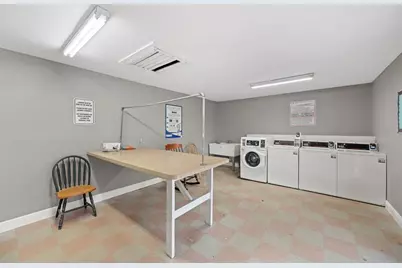 1290 83rd Avenue N #B, Saint Petersburg, FL 33702 - Photo 23