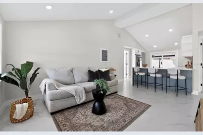 10111 Pine Trails Court, Tampa, FL 33615 - Photo 7